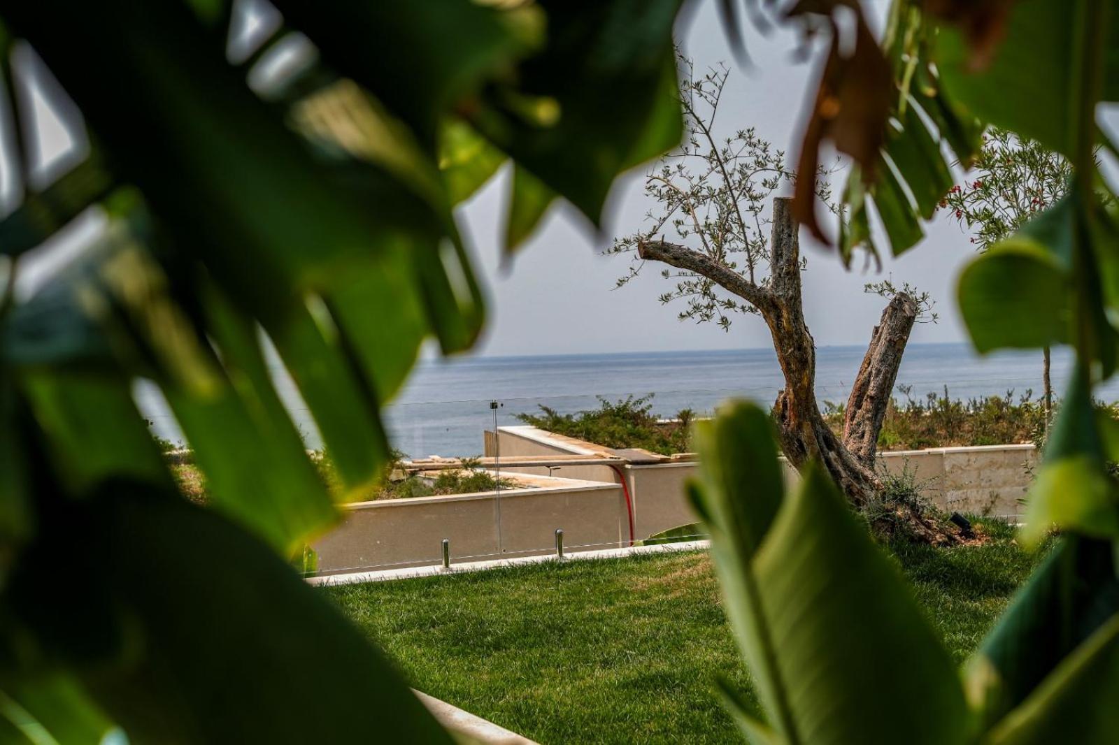 Drymades Inn Resort Dhërmi Kültér fotó