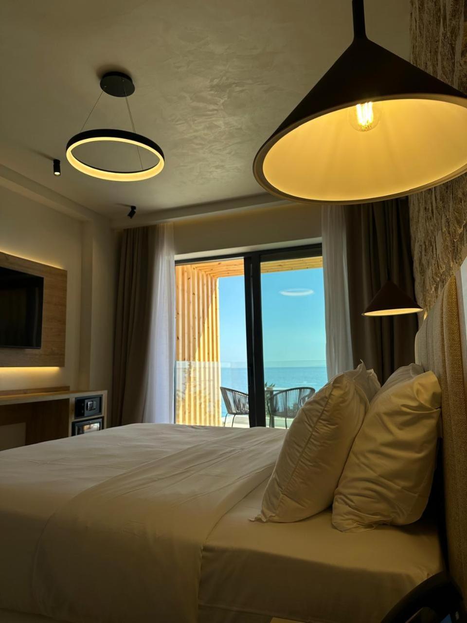 Drymades Inn Resort Dhërmi Kültér fotó