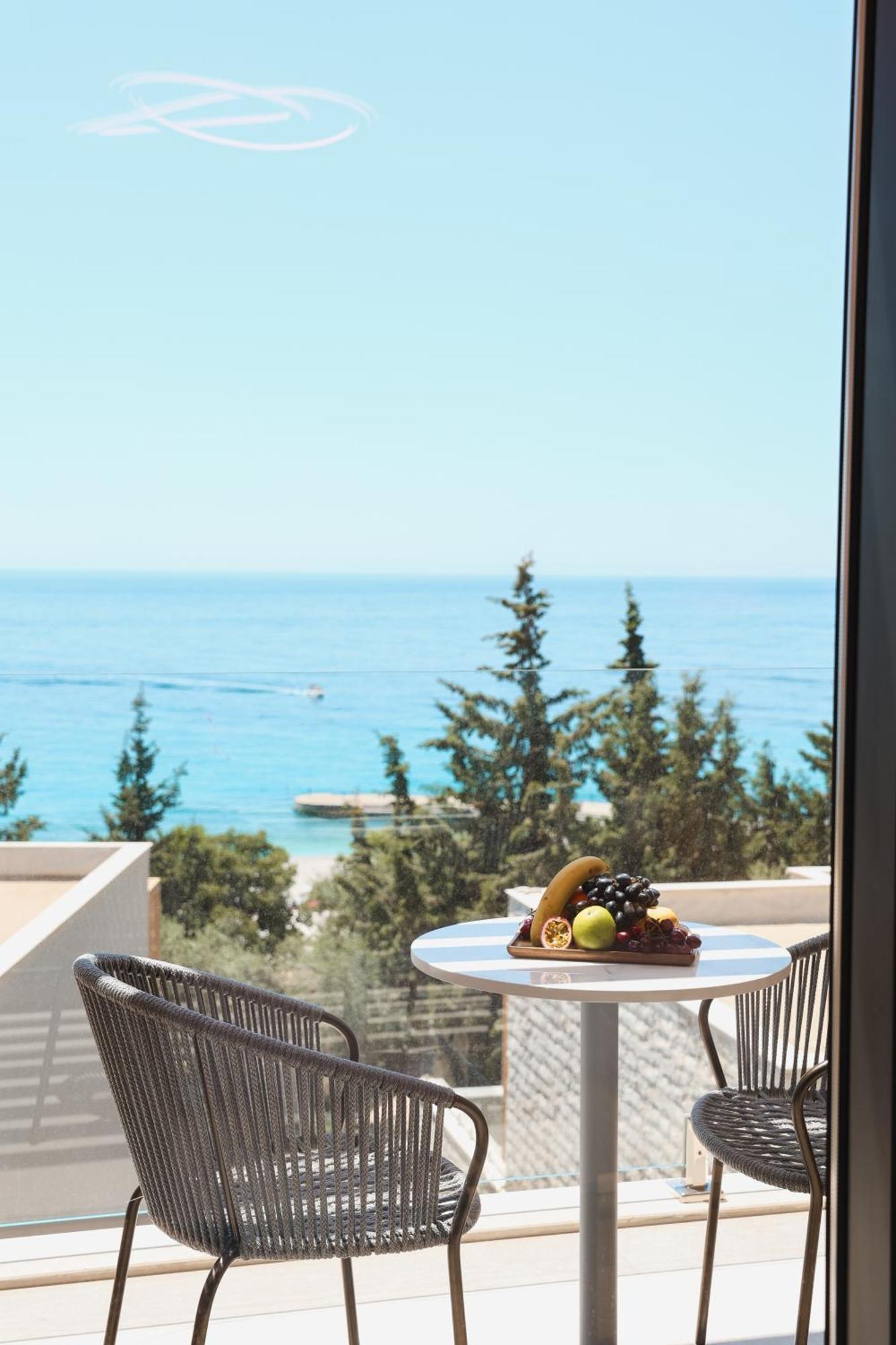 Drymades Inn Resort Dhërmi Kültér fotó