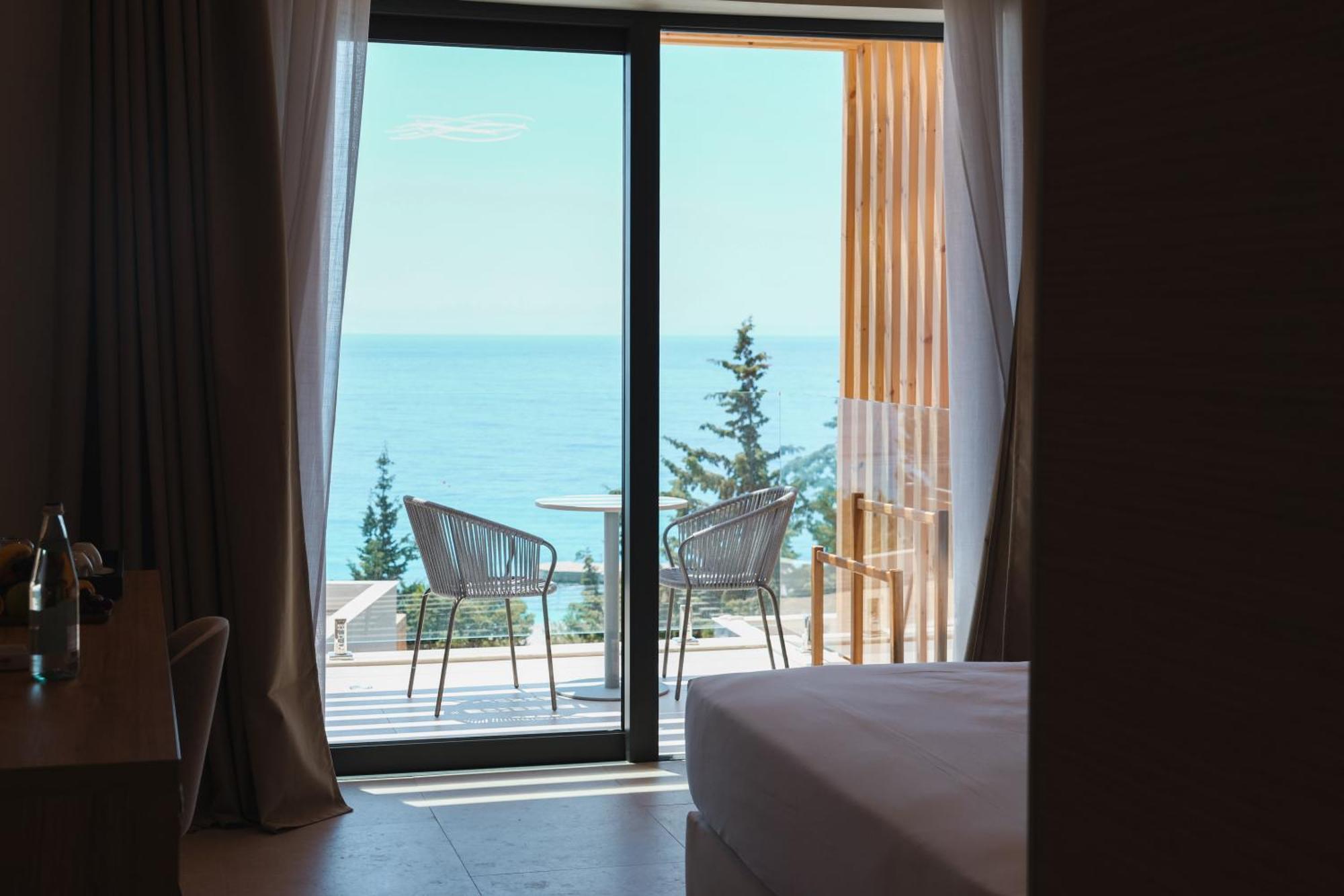 Drymades Inn Resort Dhërmi Kültér fotó